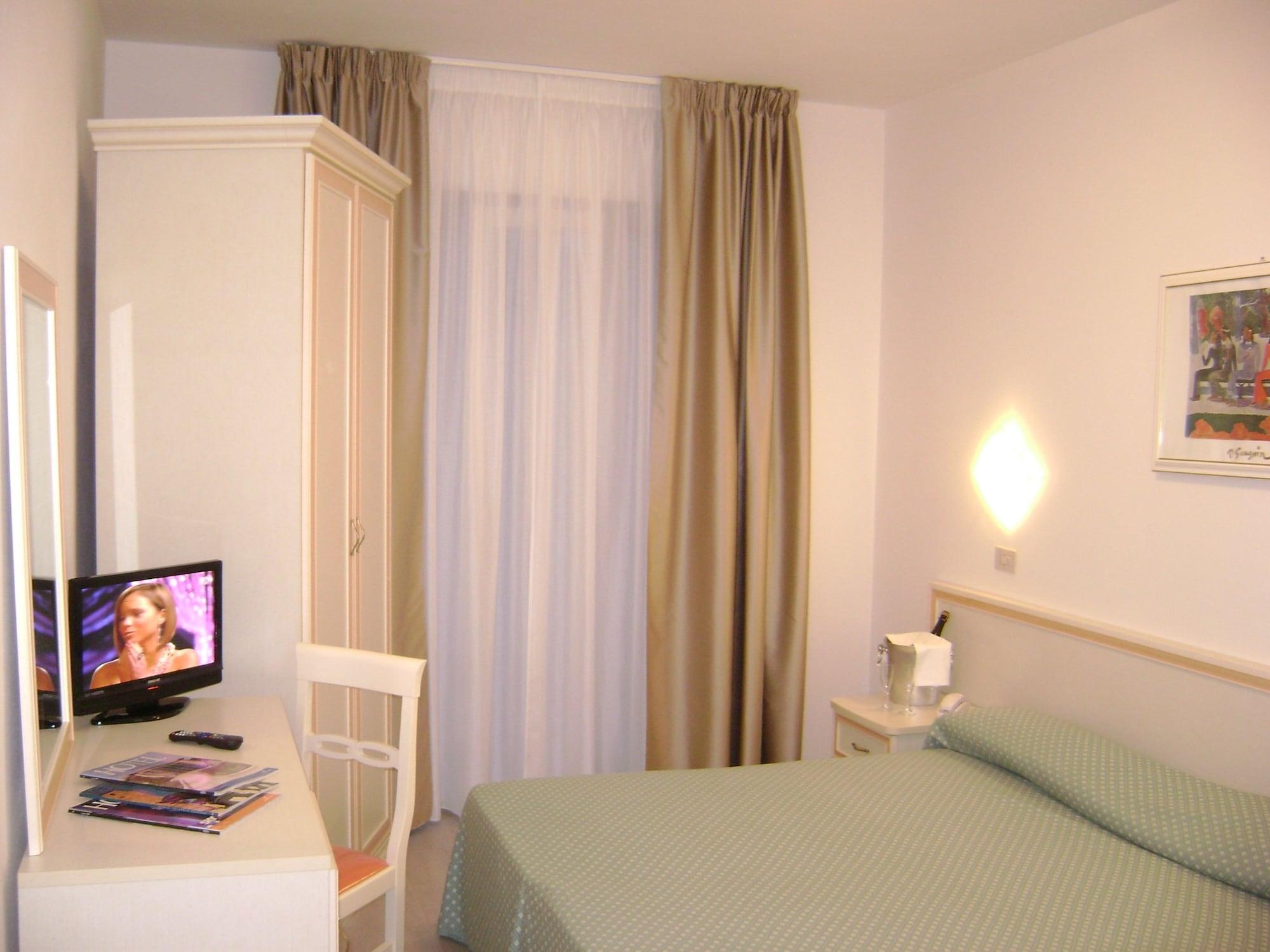 Hotel Mediterraneo Marina di Pietrasanta Exteriér fotografie